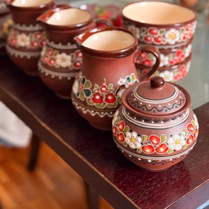 Set di ceramiche ucraine fatte a mano / Regalo in ceramica popolare / Brocche e ciotole in argilla / Stoviglie dipinte a mano