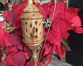 Bay Leaf Ornament HD41