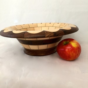 Maple and Walnut Bowl B30 image 5