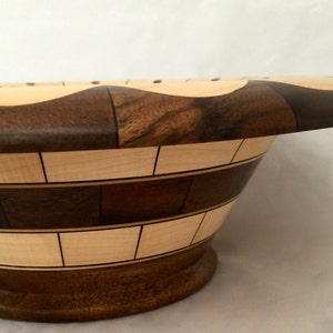 Maple and Walnut Bowl B30 image 4