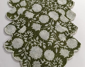 Servilletas de algodón estampadas a mano con bordado floral verde musgo / Juego de servilletas para cena de boda 20x20