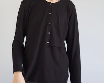 Melting pot tee with buttons and hidden pocket