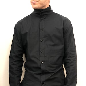 Osaka turtle button neck shirt