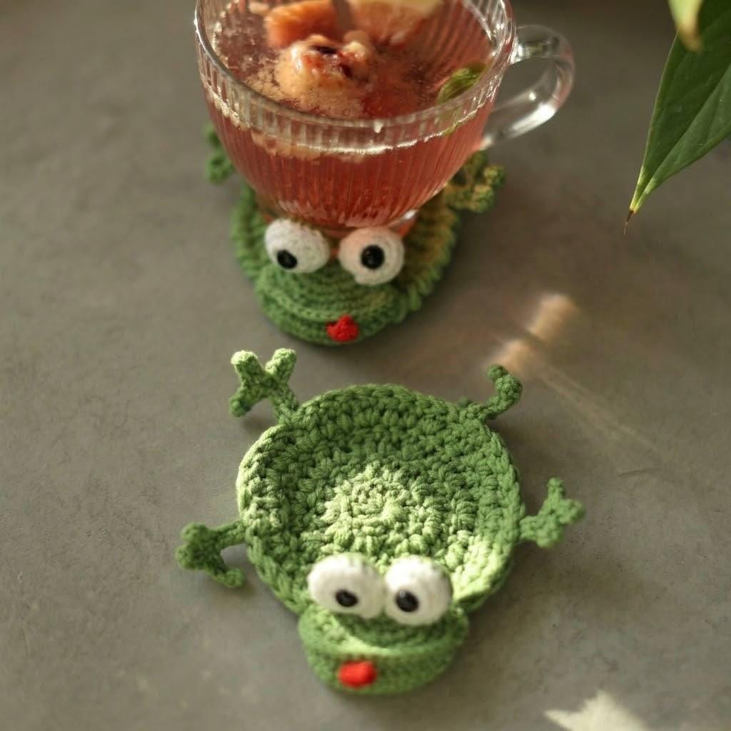 38 Frog Crochet Patterns for Amigurumi, Bags, Decor, and Gifts 6 Frog Mug Cozy Crochet
