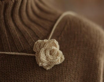 Motif ras de cou rose au crochet - Collier de fleurs et tutoriel d'accessoires pour cheveux - PDF numérique détaillé