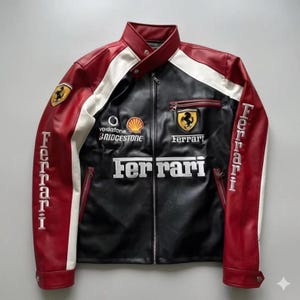 Handgemaakt vintage leren Ferrari Racing-jack uit de jaren 90 – rode motorsport-bikerstijl
