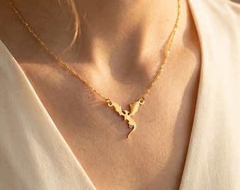 Gold Plated Minimalist Dragon Pendant Necklace, Animal Necklace,Medieval Necklace, Fantasy, Flying Necklace,Christmas Gift,Mother's Day Gift