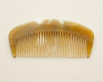 Peineta de cuerno natural hecha a mano, peine de cuerno, peine antiestático, regalo para mujeres y hombres.