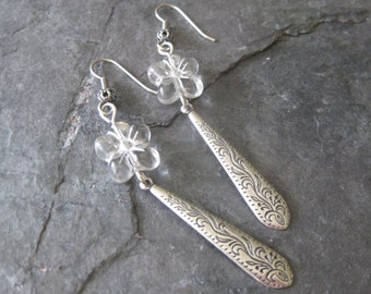 Crystal flower dangle earrings with etched pattern antique silver style drop