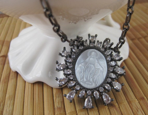 blessed mother pendant necklace