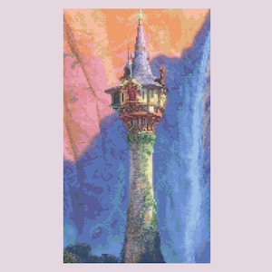 Pode incluir: Padrão de ponto cruz de uma torre alta com telhado pontiagudo, inspirado em um conto de fadas. A torre é detalhada com elementos vermelhos, marrons e verdes, em um fundo de tons azuis e laranja, sugerindo um pôr do sol ou nascer do sol.
