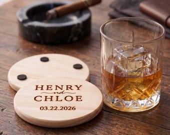 Posavasos de madera personalizados, recuerdo de boda, juego de posavasos con nombre personalizado, regalo rústico para invitados