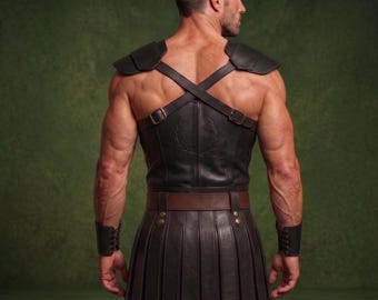 Handmade Roman Leather Genuine Costume – Roman Centurian Vest & Kilt Set