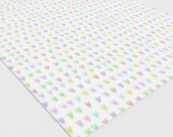 Papel de regalo con corazones en tonos pastel - para regalos, cumpleaños y San Valentín.