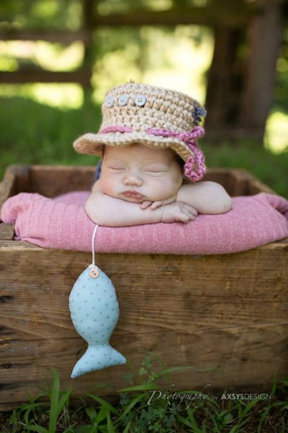 Newborn Fishing Hat, Baby Girl Fisherman Hat, Crochet Photo Prop