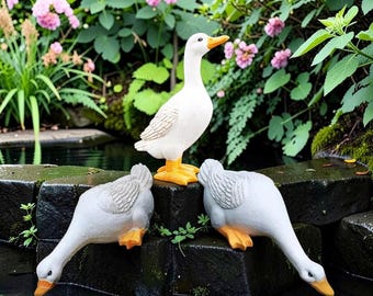 Realistic Resin Duck Garden Statue, Farm Animal Sculpture for Outdoor Yard Decor