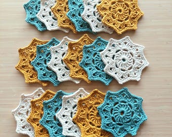 Sottobicchieri colorati all'uncinetto (set da 18) - Set di centrini in cotone fatti a mano