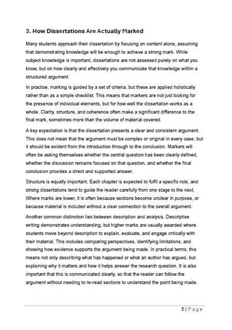 K&ouml;nnte beinhalten: Eine Seite aus einem Dokument mit dem Titel &bdquo;Wie Dissertationen tats&auml;chlich bewertet werden&ldquo;. Der Text behandelt die Bewertungskriterien f&uuml;r Dissertationen, wobei Klarheit, Struktur und Argumentation im Vordergrund stehen. Seite 5.
