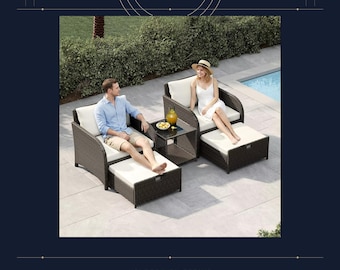 Set di mobili da giardino in rattan a 5 pezzi con cuscini, sedie da esterno in vimini con poggiapiedi e tavolo in vetro, salotto da giardino.