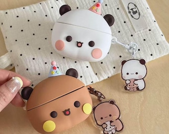 Capa para AirPods com Chapéu de Festa de Panda e Urso Fofo, Capa Protetora de Silicone 3D com Pingente de Acrílico Combinando, Capa para AirPods Pro 3 2025, Capa para AirPods 4