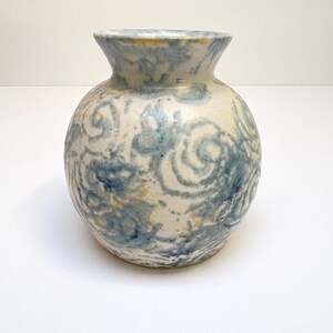 Conwy Pottery Vase - Blue and Cream Floral Swirl Design - Made in Wales - Vintage