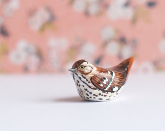 Brown Thrasher Miniature | Bird Figurine