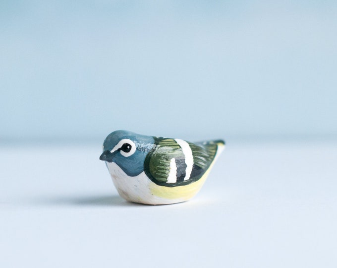 Blue Headed Vireo Miniature | Bird Figurine