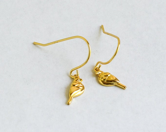 18k Gold-Plated Dangly Bird Earrings | .925 Sterling Silver Bird Dangle Earrings | HYPOALLERGENIC | Minimal Jewelry | Gift for Bird Watcher