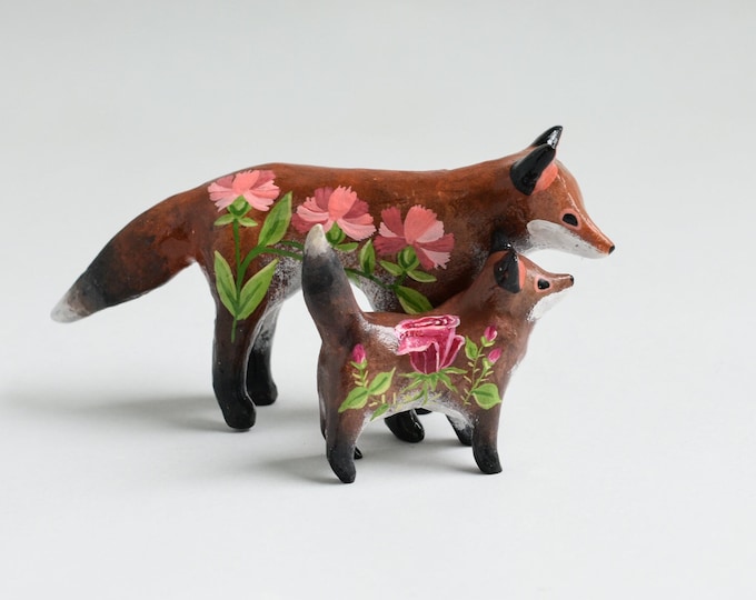 CUSTOM Parent and Baby Red Fox Talisman | Choose Your Birth Flowers | Fox Figurines | Birthflower Gift | Gift for Mom | Baby Shower Gift