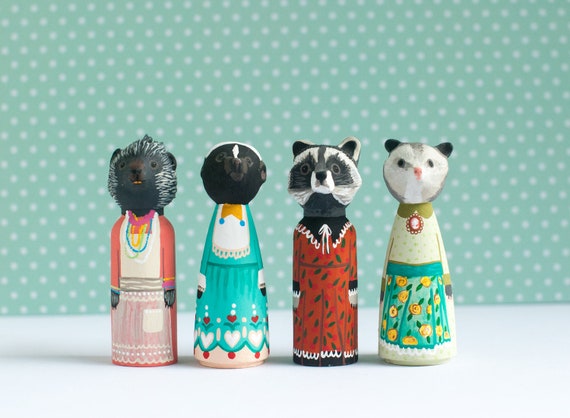 nesting peg dolls
