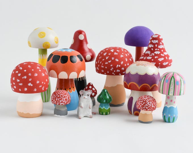 Miniature Woodland Art Set – Hand-Painted Mushrooms & Tiny Mouse Figurine | Fairy Garden Decor | Gift-Ready Box