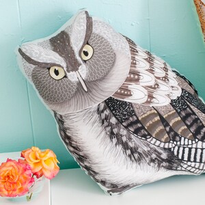 Large Owl Plushie Choose One Screech Owl Barn Owl Bird Pillow Nature Home Decor Nursery Decor Gift for Him Mother's Day image 3