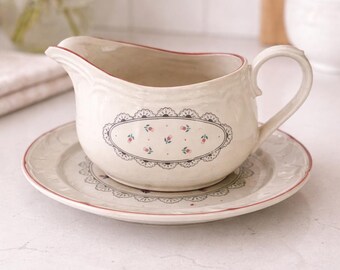 Vintage Victoriana-juskom met onderbord bloemen keramische boerderij Cottagecore serveware sauskan