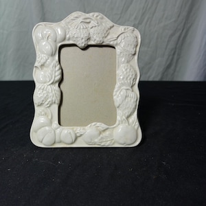 Ceramic Picture Frame with Fruit Design
