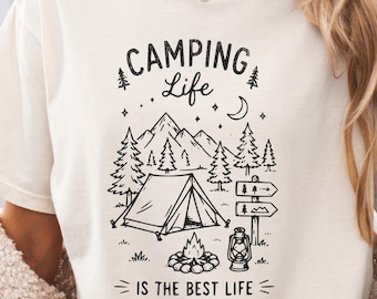Camiseta Comfort Colors® para aventuras ao ar livre, ideal para camping, presente para amantes da natureza, perfeita para fogueiras, trilhas e acampamentos. Ideal para mulheres e amantes da natureza.