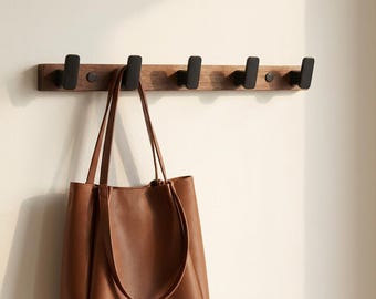 Porte-manteau mural en bois de noyer avec crochets noirs, organisateur d'entrée moderne disponible en 3 tailles