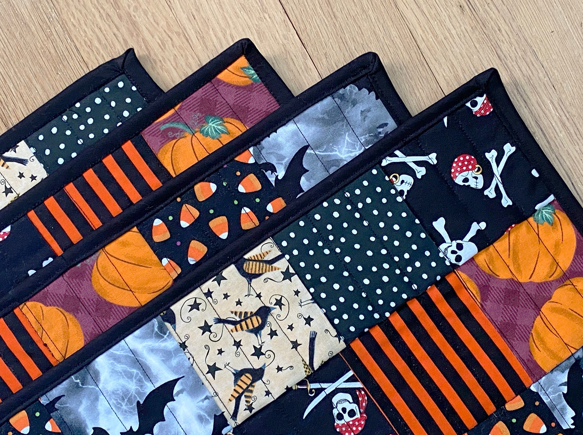 Halloween Placemats Set of 4 Halloween Quilted Placemats Etsy