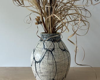 Vase - Cone Flower