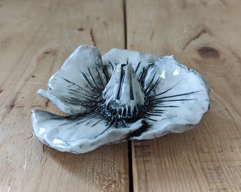 Wildflower Sculpted Incense Burner