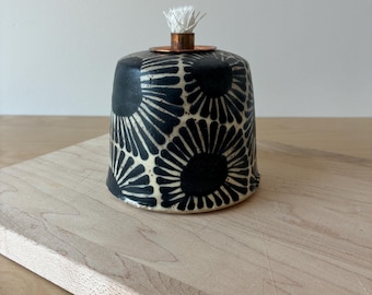 Petoskey Stone Pattern Table top Oil Lamp