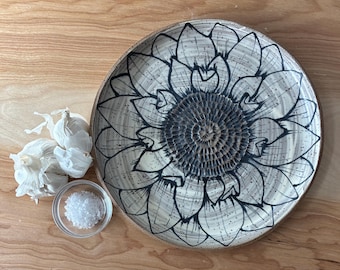 Large Sunflower Garlic Scraper, Garlic Rasp, tomato rasp