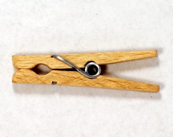 Vintage Small Beechwood Spring Clothespins 100 pieces Forster Brand