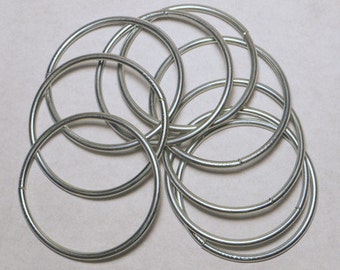 2.5 Inch Welded Steel O Rings Nickel Plated 12 pieces
