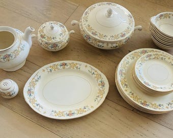 LOT 36 ZELDZAME Vintage Homer Laughlin-eierschaal Nautilus Ferndale met gouden afwerking China