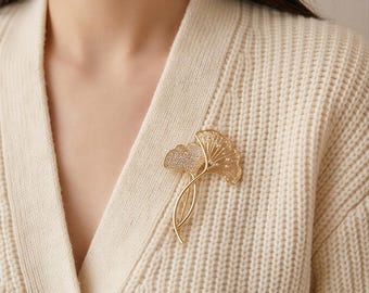 Gold Ginkgo Leaf Brooch, Minimalist Botanical Pin, Elegant Leaf Lapel Brooch, Nature Inspired Sweater Pin, Gift for Her