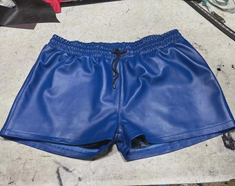 Nieuwe blauwe leren gymboxershorts voor heren. Custom short van echt zachte schapenvacht 34.