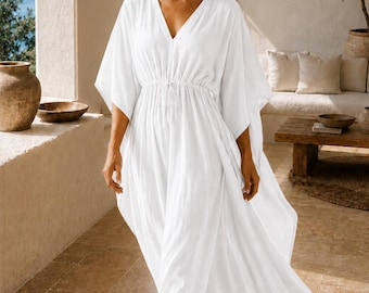 Vestido largo tipo caftán de algodón blanco, estilo bohemio playero, silueta de kimono holgado de gran tamaño.