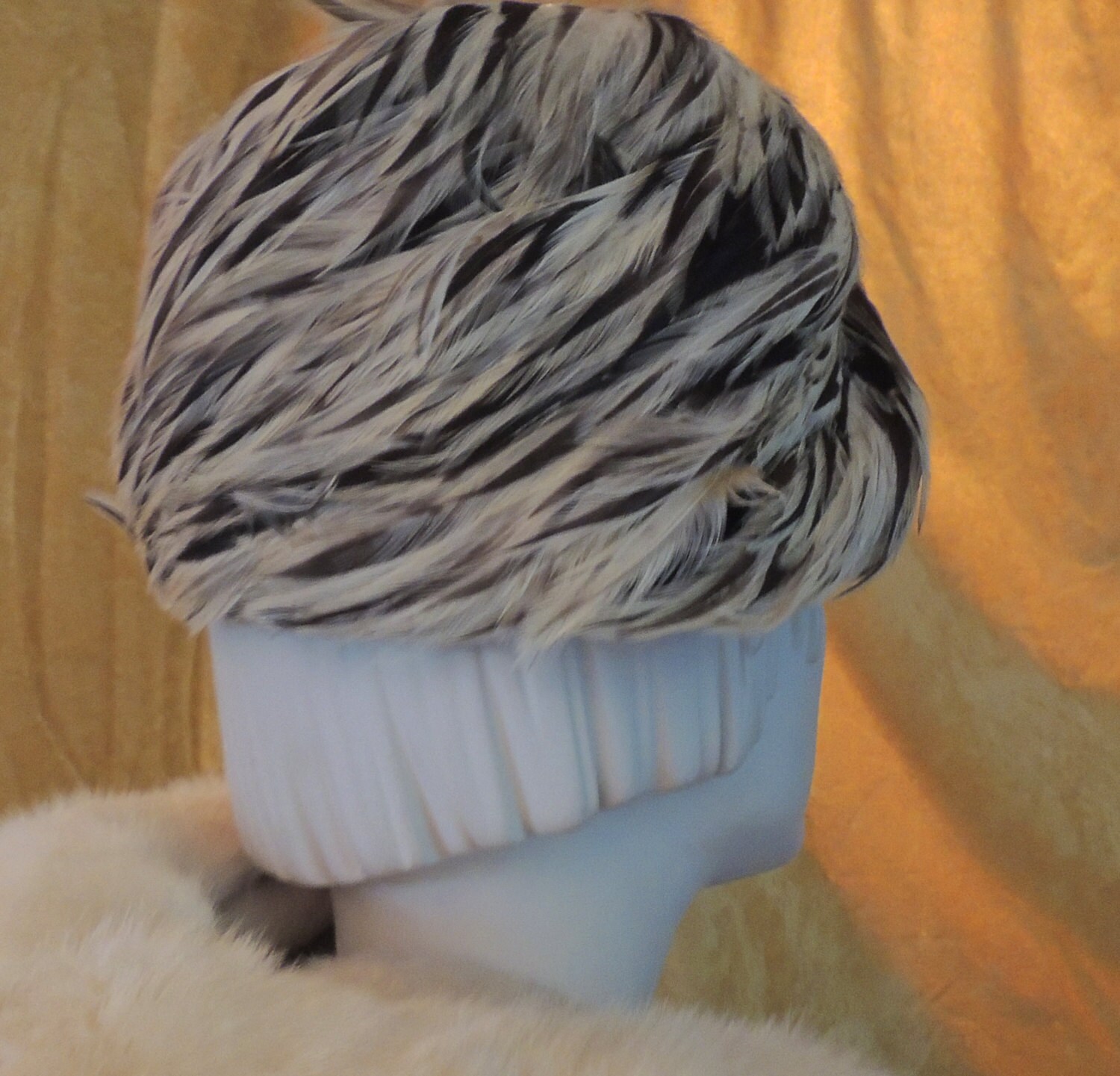 Andre Denis Paris Feather Hat/vintage Feather Hat 1960s  display picture 1