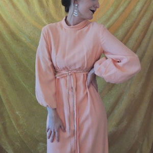 For A Groovy Lady/Mod 1960s/Luxuriously Elegant/Heavy Peach Crepe Gown/Vintage 60s Emma Domb Dress/Long/Empire Waist/Poet Sleeves/Gold