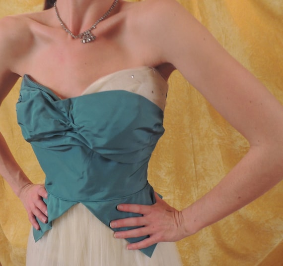 Sophisticated 50s Prom Dress/Strapless Tulle Prom… - image 1